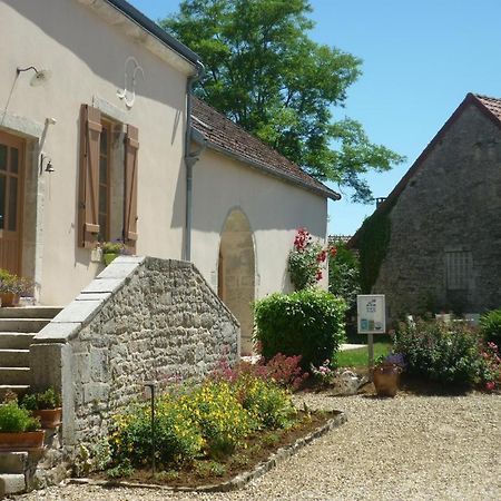 Ferme Du Pigeonnier Bed & Breakfast Montceau-et-Echarnant Екстериор снимка