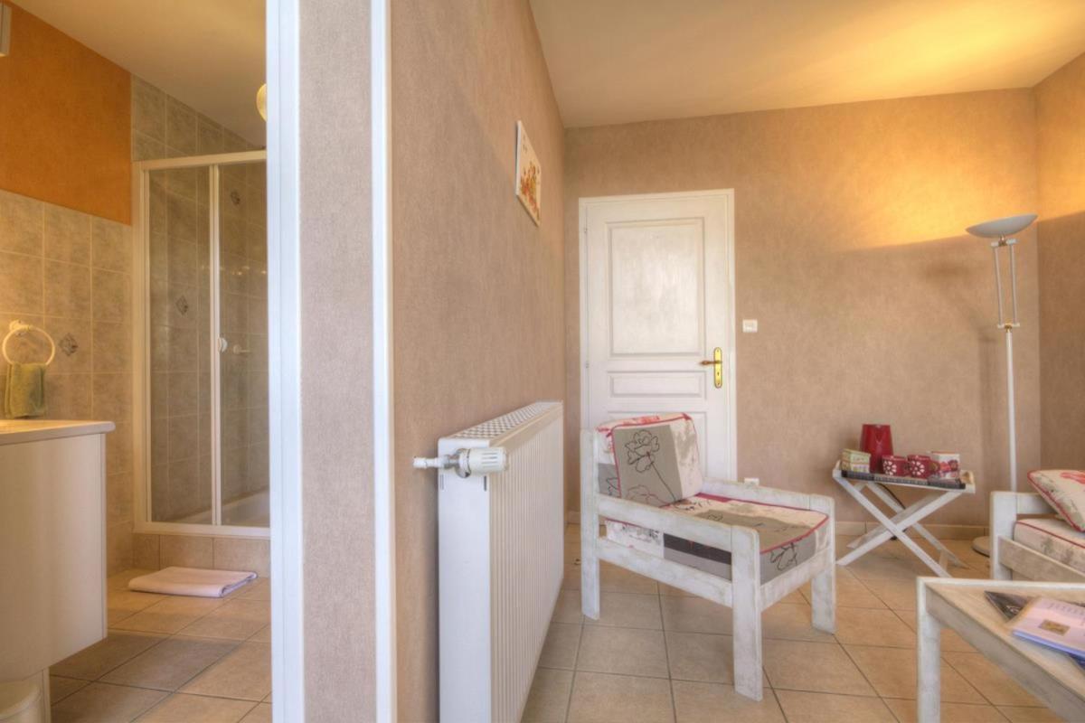 Ferme Du Pigeonnier Bed & Breakfast Montceau-et-Echarnant Екстериор снимка